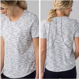 Lululemon Long Distance Short Sleeve Tee tiger stripe shirt top white black 2